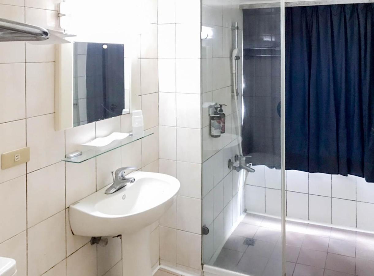 Fudi Hotel Тайчжун Экстерьер фото