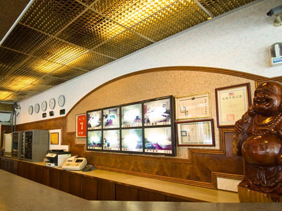 Fudi Hotel Тайчжун Экстерьер фото